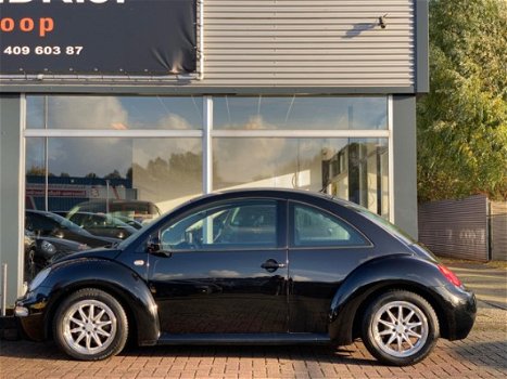 Volkswagen New Beetle - 1.6 *AIRCO*STYLE UITVOERING*UNIEK*LUXE - 1