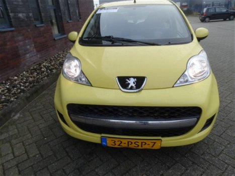 Peugeot 107 - XR 1.0 5 deurs airco - 1