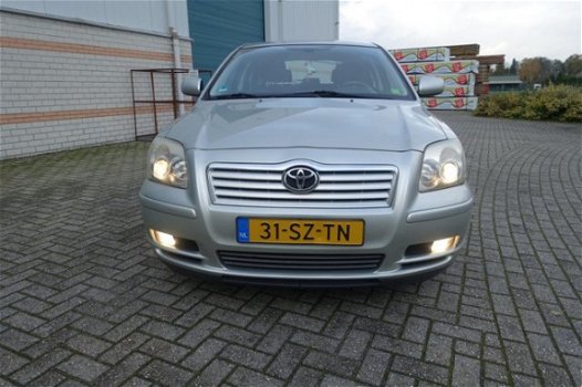 Toyota Avensis - 2.0 VVTi Linea Luna trekhaak - lm velgen - 1