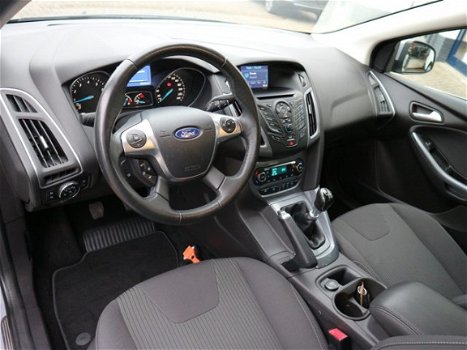 Ford Focus Wagon - 1.0 EcoBoost Edition Plus 125pk met 17inch, Trekhaak, 100% dealer onderhouden - 1