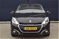 Peugeot 208 - 1.2 82 PK SIGNATURE, NAVI, PDC, CARPLAY, NIEUWE AUTO - 1 - Thumbnail