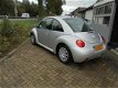 Volkswagen New Beetle - 1.6 Highline - 1 - Thumbnail