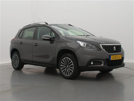 Peugeot 2008 - 1.2 82pk Allure | Navigatie | Parkeersensoren | Climate control | - 1