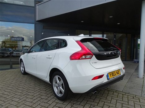 Volvo V40 - D4 Business Pack Connect - 1