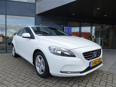 Volvo V40 - D4 Business Pack Connect - 1