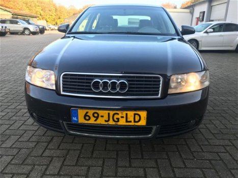 Audi A4 - 2.0 5V Airco ALU Velgen APK NAP - 1