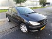 Peugeot 206 - 1.4 One-line 2e eigenaar , Dealer onderhouden , Inruil mogelijk - 1 - Thumbnail