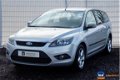 Ford Focus Wagon - 1.6 Comfort - Dealer onderhouden - NL auto - 1 - Thumbnail