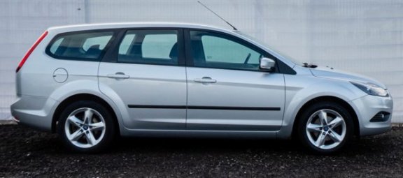 Ford Focus Wagon - 1.6 Comfort - Dealer onderhouden - NL auto - 1