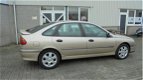 Renault Laguna - 3.0-24V V6 RXT Voor de liefhebber - 1 - Thumbnail