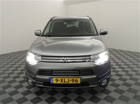 Mitsubishi Outlander - 2.0 PHEV Instyle + (full options) - 1