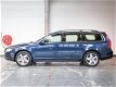 Volvo V70 - 2.0T Momentum - 1 - Thumbnail