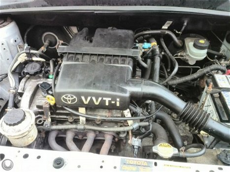 Toyota Yaris - 1.0-16V VVT-i - 1