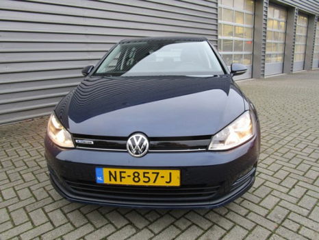 Volkswagen Golf - 1.0 TSI 115pk Comfortline Navigatie-Pdc-Clima-Trekhaak - 1