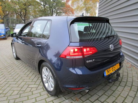 Volkswagen Golf - 1.0 TSI 115pk Comfortline Navigatie-Pdc-Clima-Trekhaak - 1