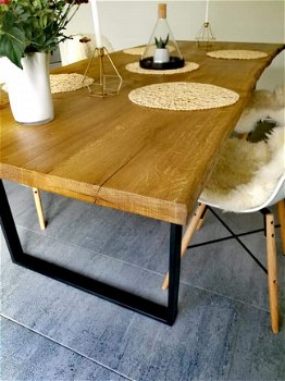 Moderne tafel met geolied, industrieel blad, FABRIKANT - 2