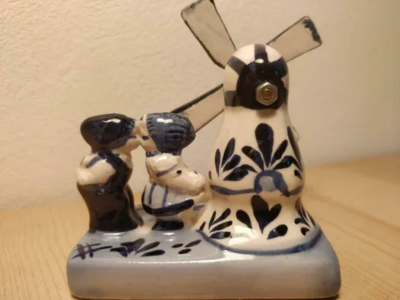 Delfts Blauw kuspaar met molen - nieuw - Afbeelding 3