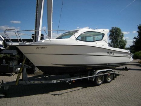 Karnic 2265 met Mercruiser 3 liter - 1