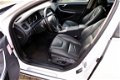 Volvo V60 - 2.4 D6 AWD Plug-In Hybrid Summum Aut. Xenon/Leder/Navi/Schuifdak/Enz - 1 - Thumbnail