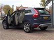 Volvo XC60 - 2.0 D4 FWD Momentum Incl. Bovag garantie - 1 - Thumbnail