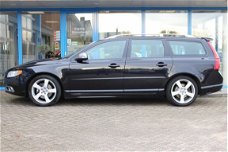 Volvo V70 - 2.0T R-Edition Leder - Xenon - Trekhaak - Navi