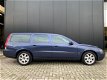 Volvo V70 - 2.4 170pk '04/Lmv/Leder/Nwe distributie/Youngtimer - 1 - Thumbnail