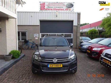 Volkswagen Touareg - 3.0 TDI Highline - 1