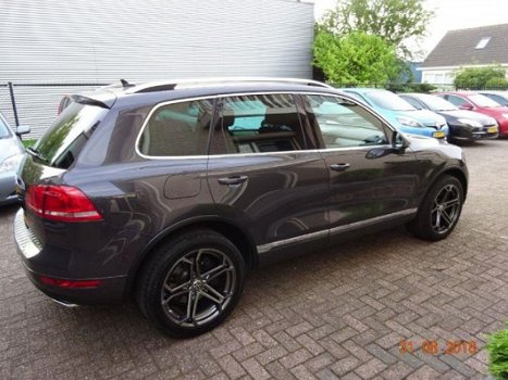 Volkswagen Touareg - 3.0 TDI Highline - 1