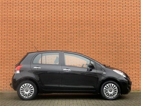 Toyota Yaris - 1.3 VVTi Aspiration | Radio/cd | Trekhaak | Airconditioning | Dealer onderhouden | El - 1