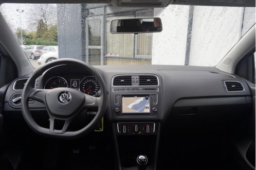 Volkswagen Polo - 1.4 TDI 90pk Comfortline | Navigatie | Airco | Cruise control - 1