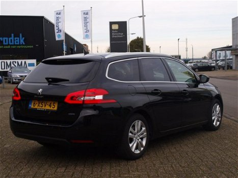 Peugeot 308 SW - HDi Exclusive Pano Navi Ecc Velgen Parkcam Pdc Cruise - 1