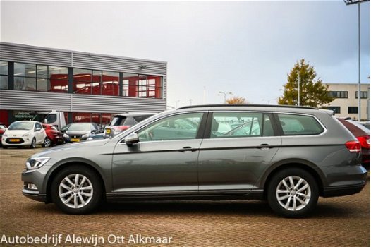 Volkswagen Passat Variant - 1.6 TDI Comfortline AUTOMAAT, Executive pakket, Navi, Led koplampen, Cli - 1