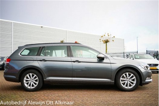 Volkswagen Passat Variant - 1.6 TDI Comfortline AUTOMAAT, Executive pakket, Navi, Led koplampen, Cli - 1