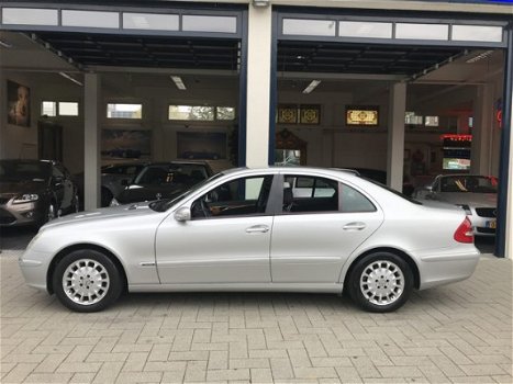 Mercedes-Benz E-klasse - 220 CDI Avantgarde 180.000 KM MET NAP GARANTIE - 1