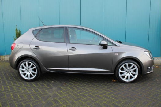 Seat Ibiza - HB 5 DRS 1.0 EcoTSI 95 PK FR Connect Sound /XENON/ECC/LMV/PDC/NAV/STOELVERW./TOP - 1