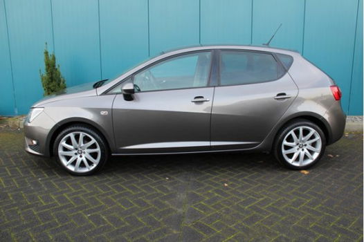 Seat Ibiza - HB 5 DRS 1.0 EcoTSI 95 PK FR Connect Sound /XENON/ECC/LMV/PDC/NAV/STOELVERW./TOP - 1