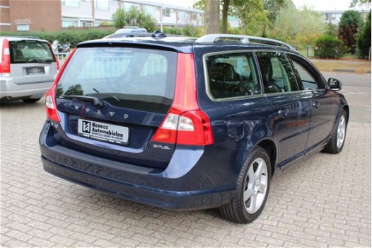 Volvo V70 - 2.5T 231pk Bifuel CNG Summum Schuifdak - 1