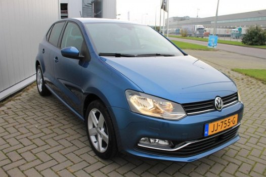 Volkswagen Polo - 1.2 TSI 90PK Highline |Trekhaak|Clima|Carplay - 1