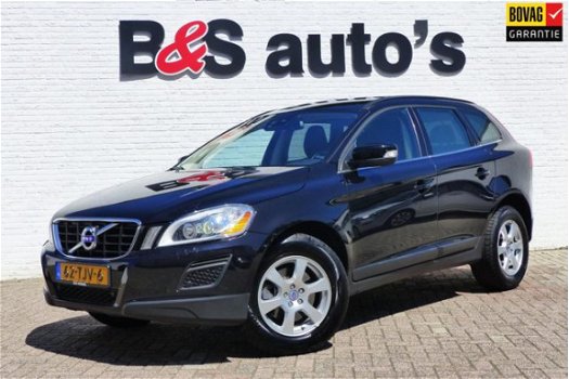 Volvo XC60 - 2.0T Summum Automaat Trekhaak Clima Navigatie Pdc Elek a-klep - 1