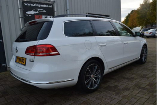 Volkswagen Passat Variant - 2.0 TDI Comfortline Nieuwe APK B.J 2011 - 1