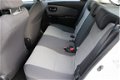 Toyota Yaris - 1.5 Hybrid Aspiration Parkeercamera-Lichtmetalen velgen - 1 - Thumbnail
