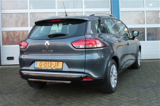 Renault Clio Estate - 1.2 16V 75 AIRCO/CRUISECONTROL - 1