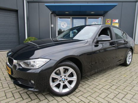 BMW 3-serie - 320D UPGRADE EDITION 184 PK AUTOMAAT - 1