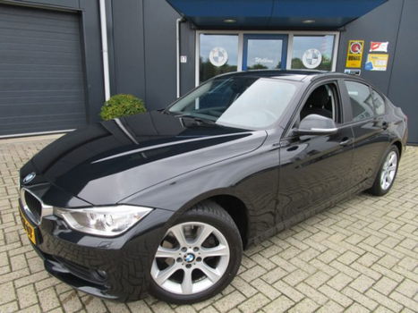 BMW 3-serie - 320D UPGRADE EDITION 184 PK AUTOMAAT - 1