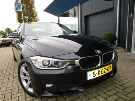 BMW 3-serie - 320D UPGRADE EDITION 184 PK AUTOMAAT - 1