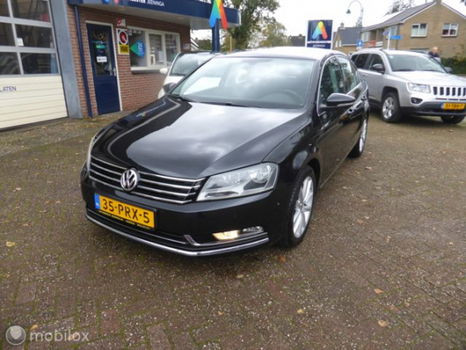 Volkswagen Passat - 1.4 TSI Highline BlueMotion - 1