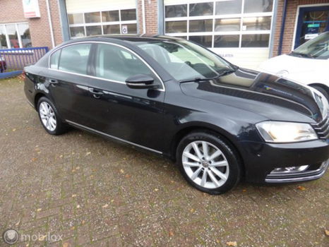 Volkswagen Passat - 1.4 TSI Highline BlueMotion - 1