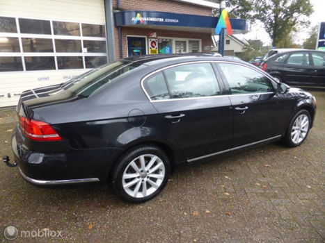 Volkswagen Passat - 1.4 TSI Highline BlueMotion - 1