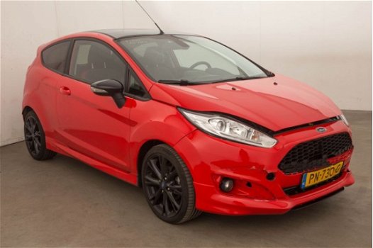 Ford Fiesta - 1.0 Eco Boost 140 PK Black Edition 34.116 km - 1