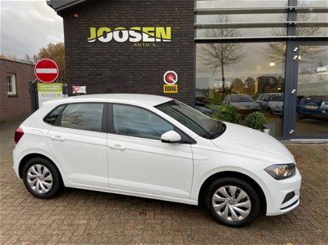 Volkswagen Polo - 1.0 MPI TRENDLINE - 1